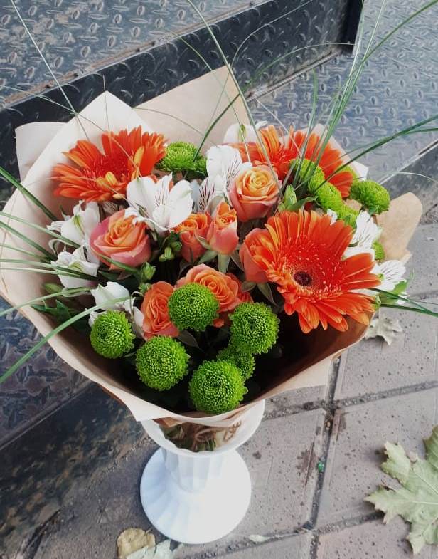 Букет цветов из: Герберы, Хризантемы, Альстромерии и Розы в Дрезне