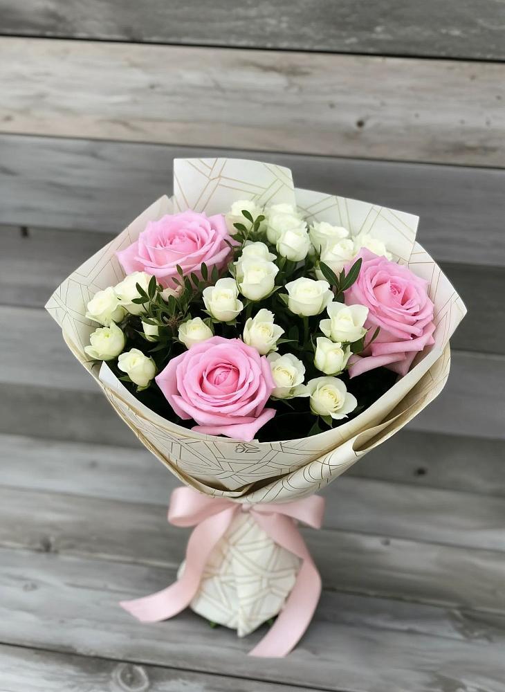Букет цветов из: Розы в Дрезне