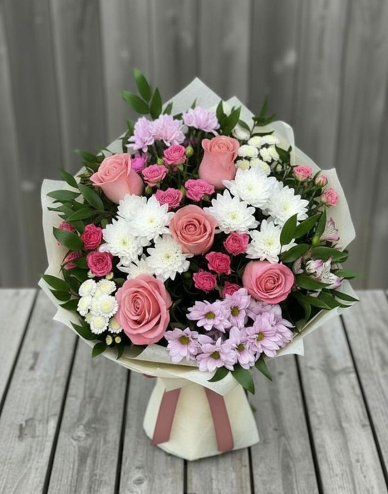 Букет цветов из: Альстромерии, Гвоздики, Розы и Хризантемы в Дрезне