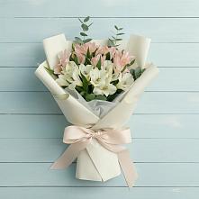 Букет цветов из:  Альстромерии в Дрезне