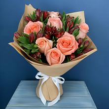Букет цветов из:  Розы и Альстромерии в Дрезне