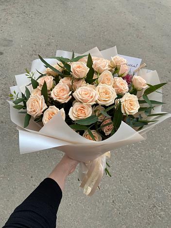 Букет Кремовые розы Латте в Дрезне