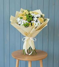 Букет цветов из:  Хризантемы и Розы в Дрезне