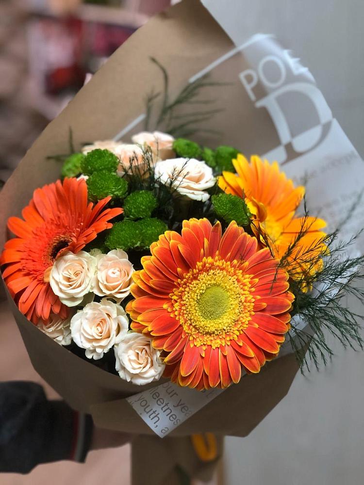 Букет цветов из: Герберы, Хризантемы и Розы в Дрезне