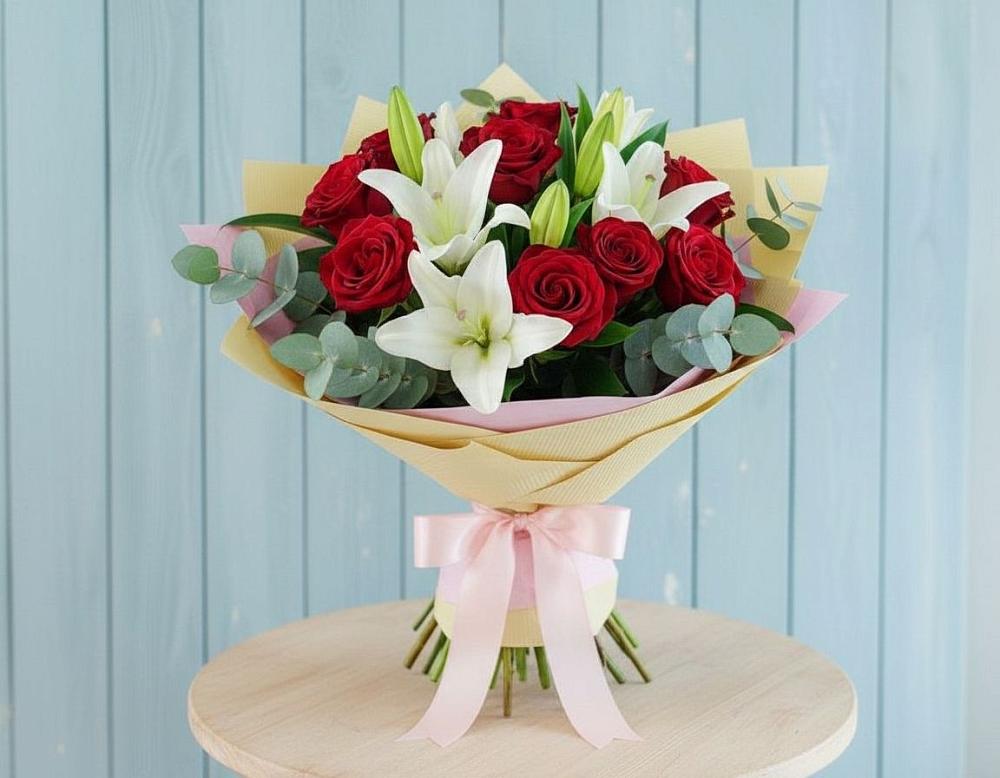 Букет цветов из: Лилии и Розы в Дрезне